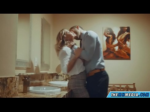 ❤️ Xa i-blonde ene-busty ikuhenda kwindlu yangasese yoluntu Amanyala asemgangathweni kwi-xh.hentaisaturn.ru ❌️